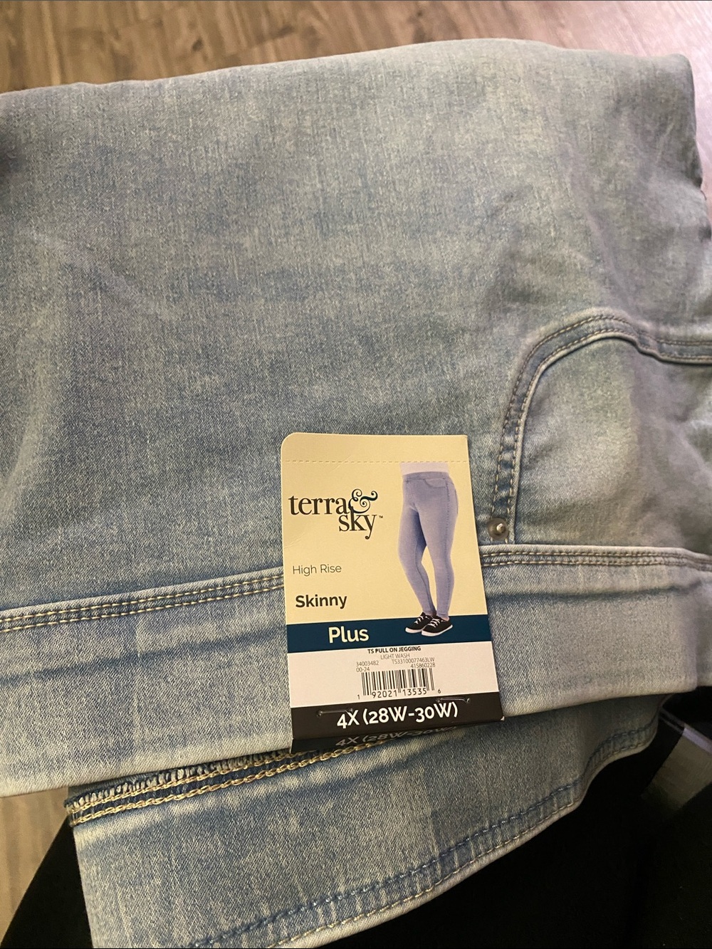 Terra & Sky Light Wash Plus Skinny Jeans